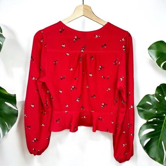 Wild Fable Red Floral Twist Front Blouse - Picture 4 of 11